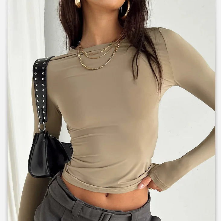 Kortermet Slim Fit Crop Topp – Basic & Trendy T-skjorte for Dame