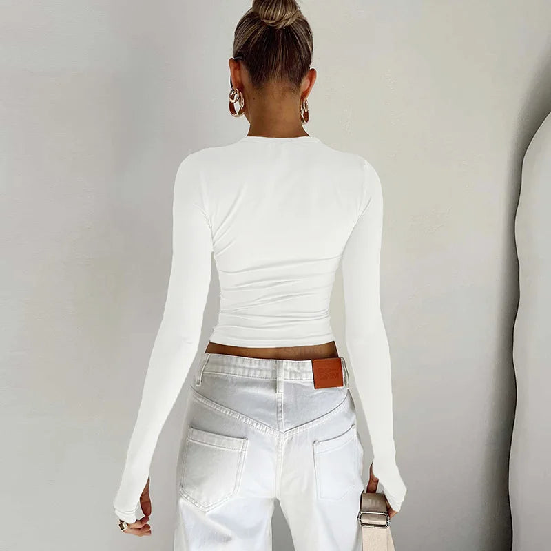 Langermet Crop Top med Tommelhull – Slim Fit Streetwear