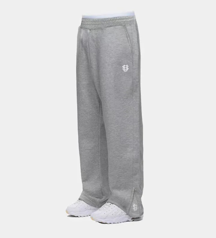 Trendy Joggebukser for Menn og Kvinner – Løse Wide Leg Sweatpants med Brodert Logo og Lommer | Streetwear & Komfort i Ett