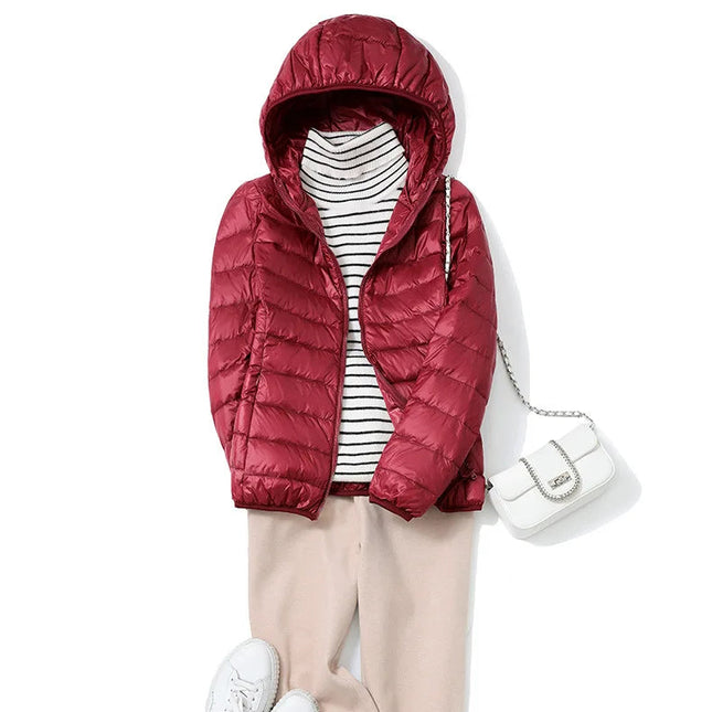 Dame Dunjakke med Hette – Ultralett & Kort Pufferjakke | Vindavvisende & Pustende