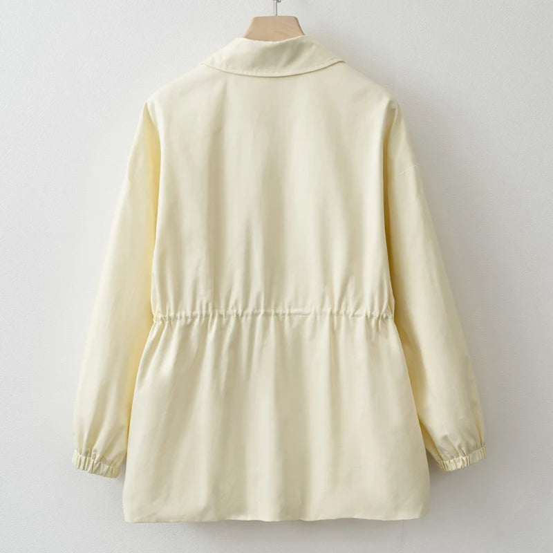 Lys Gul Jakke for Dame – Justerbar Midje & Glidelås | Lett Vår- og Høstjakke 2025