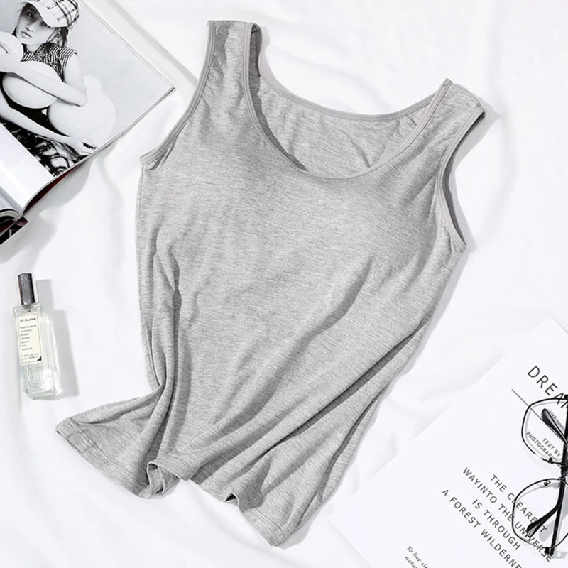 Dame Singlet med Innebygd BH – Slim Fit Topp med Polstring