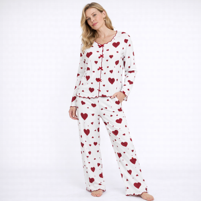 Dame Pysjsett med Hjertemønster – Langermet Topp og Bukse | Mykt og Varmt To-delt Nattøy til Høst og Vinter