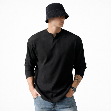 Langermet V-hals T-skjorte til Herre – Oversized med Vertikale Striper (Plus Size)