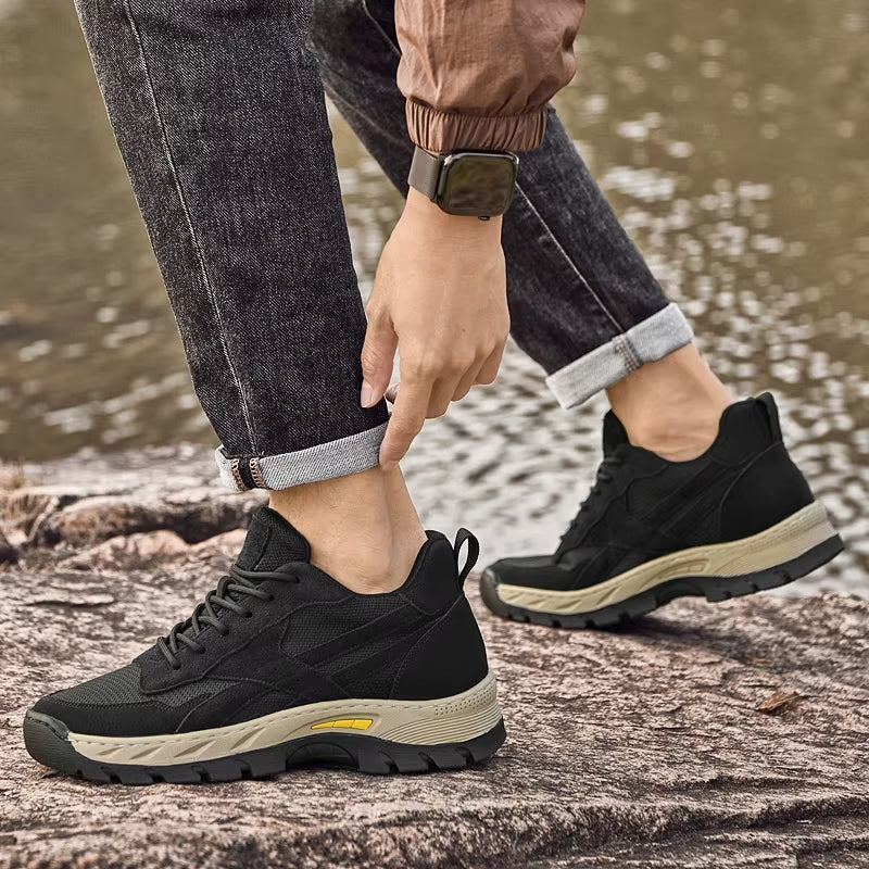 Herresneakers med Skjult Hælløft – Pustende og Komfortable i Skinn og Mesh